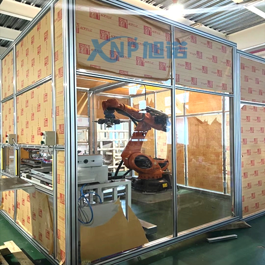 機器人鋁型材防護罩.jpg 機器人鋁型材防護罩.jpg